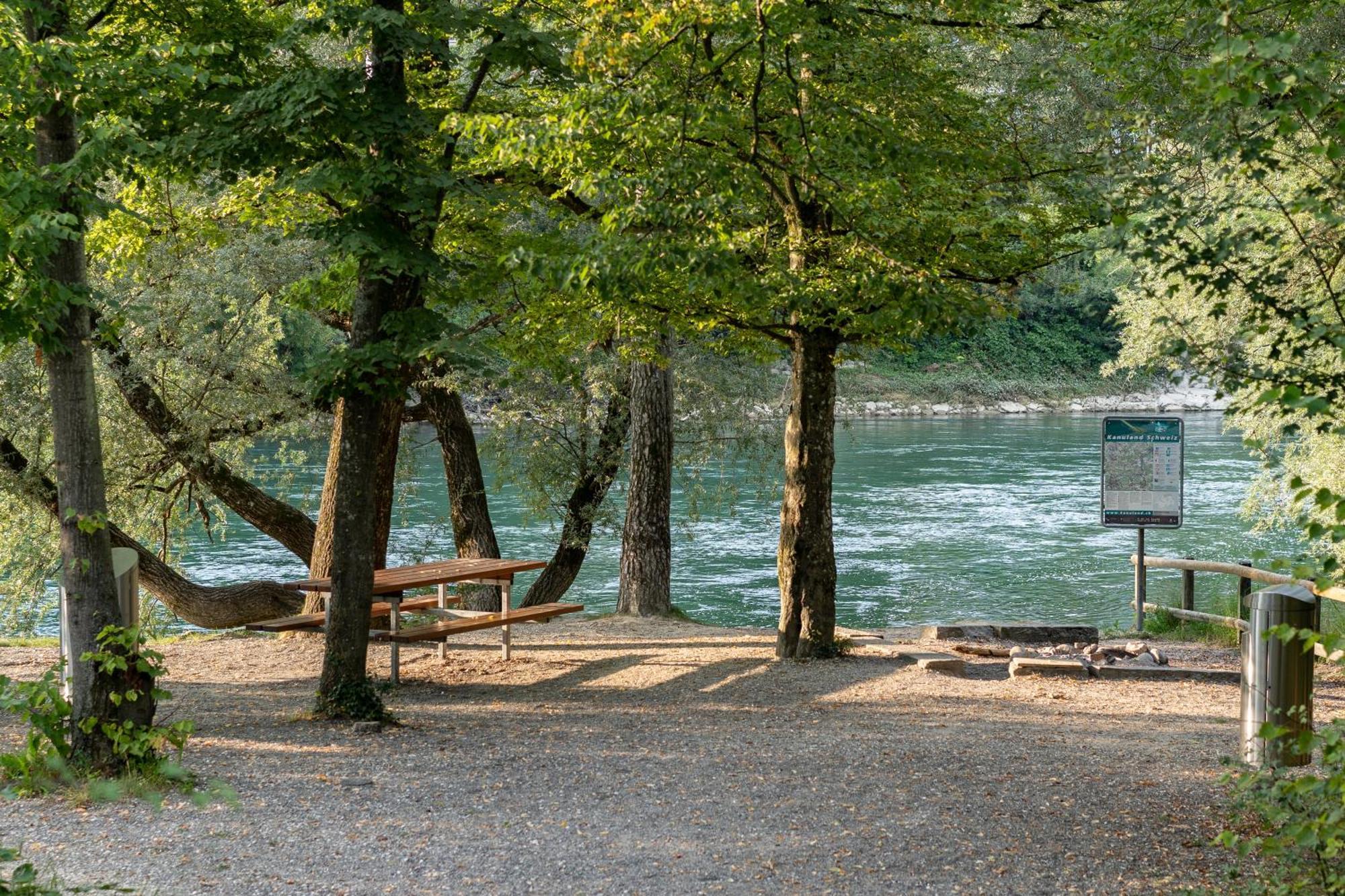 Tiny House Chez Claudine - Relaxen, Workspace, Naehe Thermen, Netflix, Free Parking & Wifi Бругг Экстерьер фото