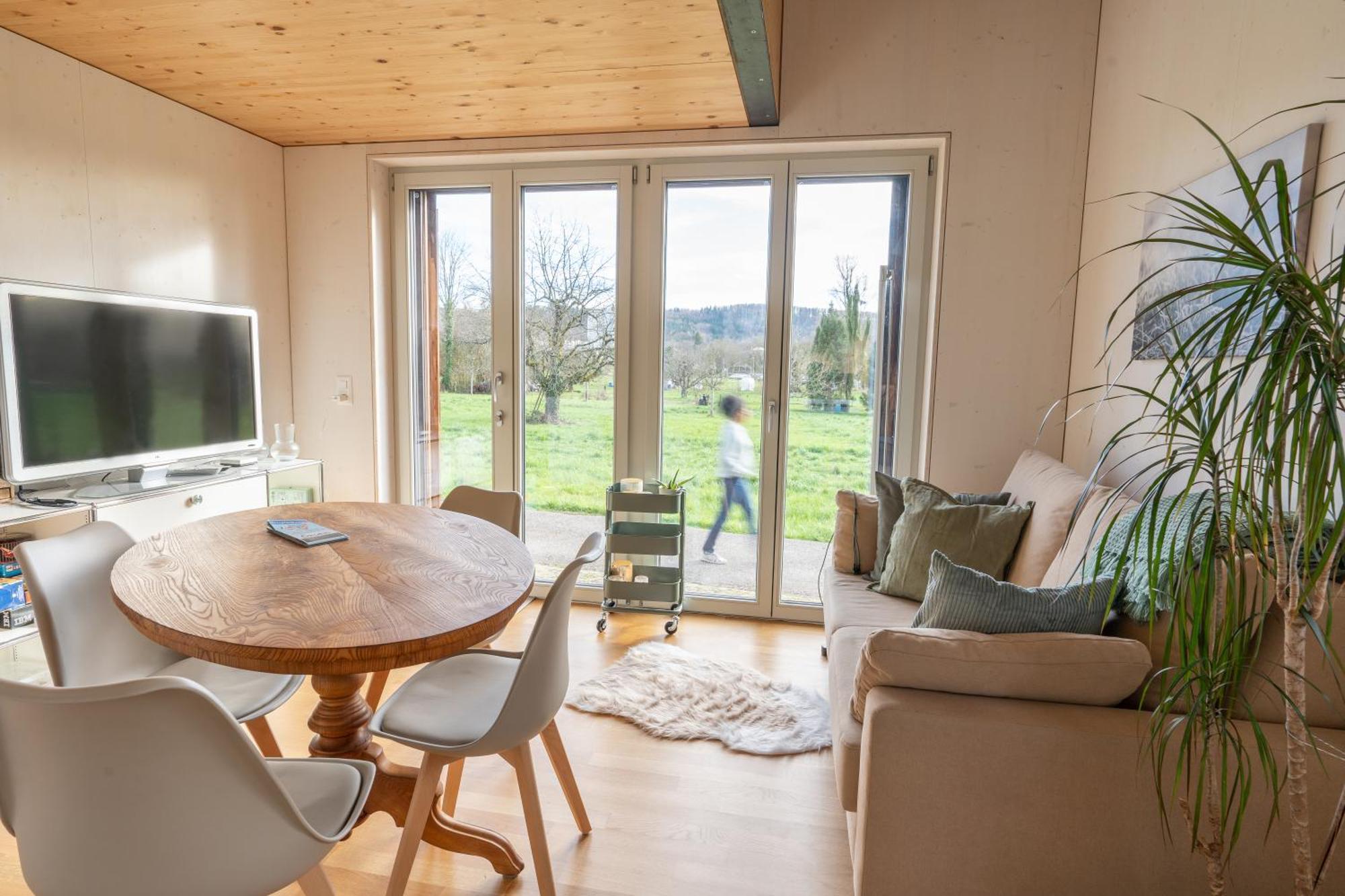 Tiny House Chez Claudine - Relaxen, Workspace, Naehe Thermen, Netflix, Free Parking & Wifi Бругг Экстерьер фото