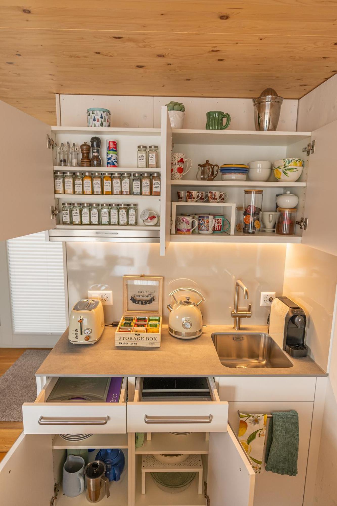 Tiny House Chez Claudine - Relaxen, Workspace, Naehe Thermen, Netflix, Free Parking & Wifi Бругг Экстерьер фото